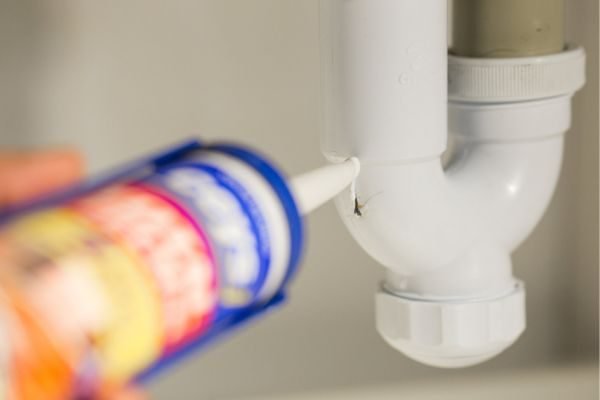 Como reparar una fuga de agua Como reparar una fuga de agua