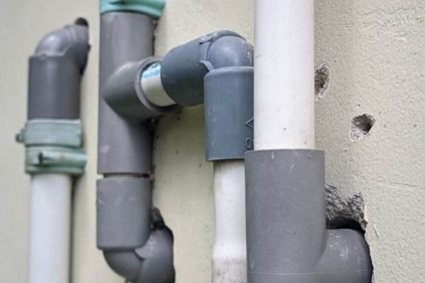 Daños en bajante o ascendente fontanería